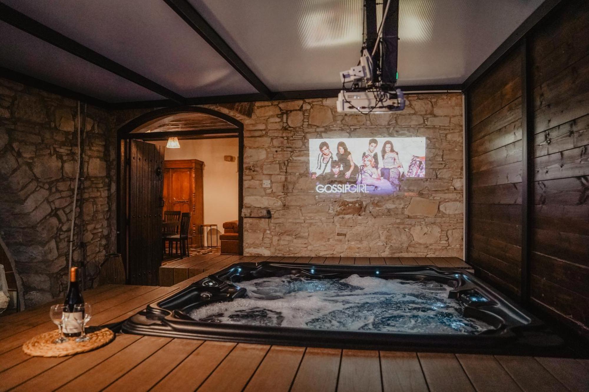 The Stonehouse Suites With Private Bath Spas Лимасол Екстериор снимка