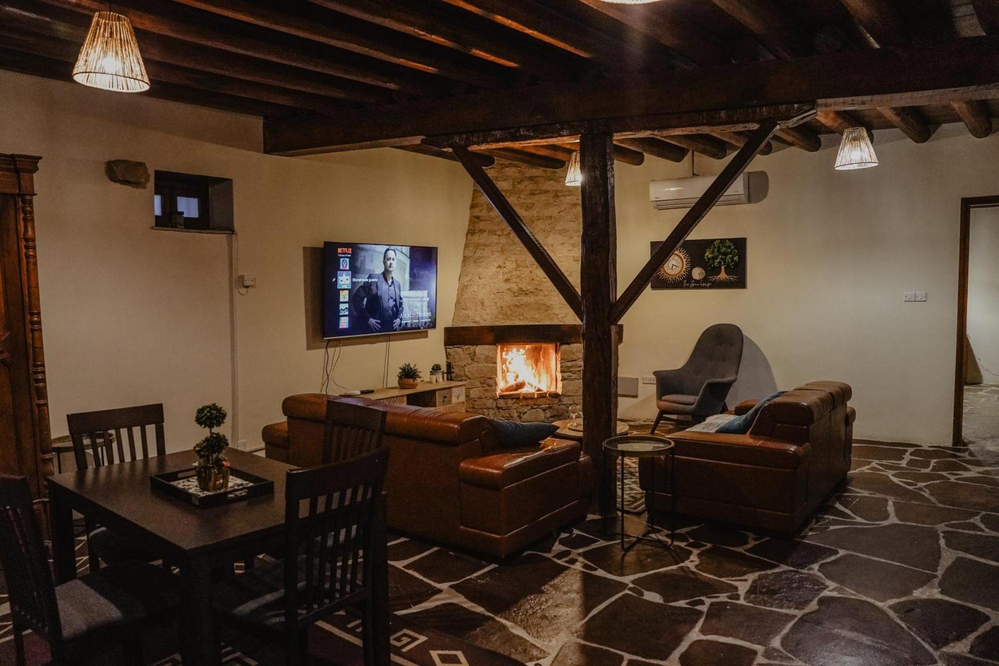 The Stonehouse Suites With Private Bath Spas Лимасол Екстериор снимка