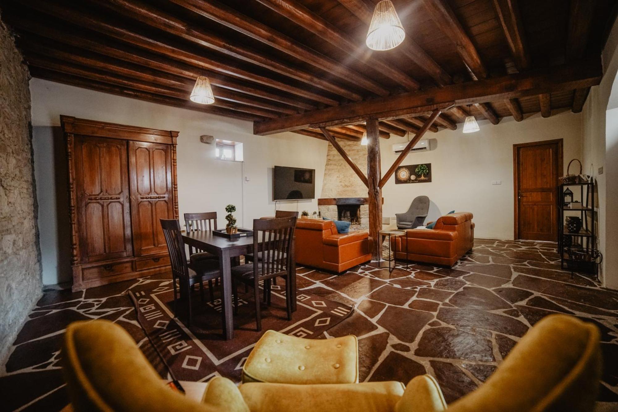The Stonehouse Suites With Private Bath Spas Лимасол Екстериор снимка
